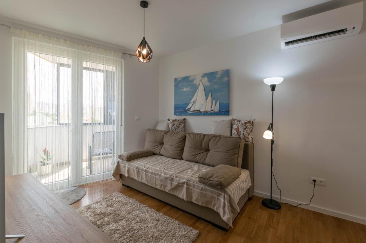 Empress Apartment Split Exterior photo