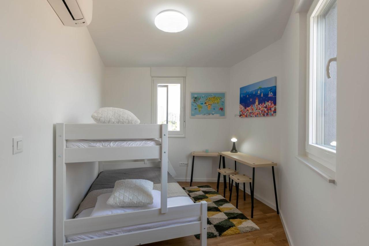 Empress Apartment Split Exterior photo